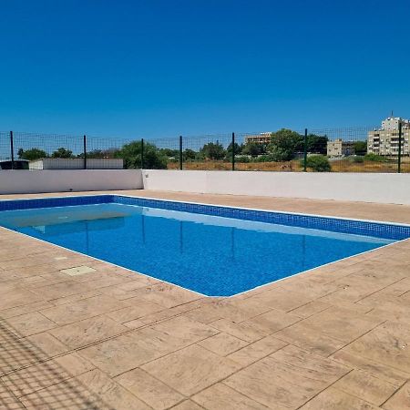 Dock Holiday Apartment ลาร์นาคา ภายนอก รูปภาพ