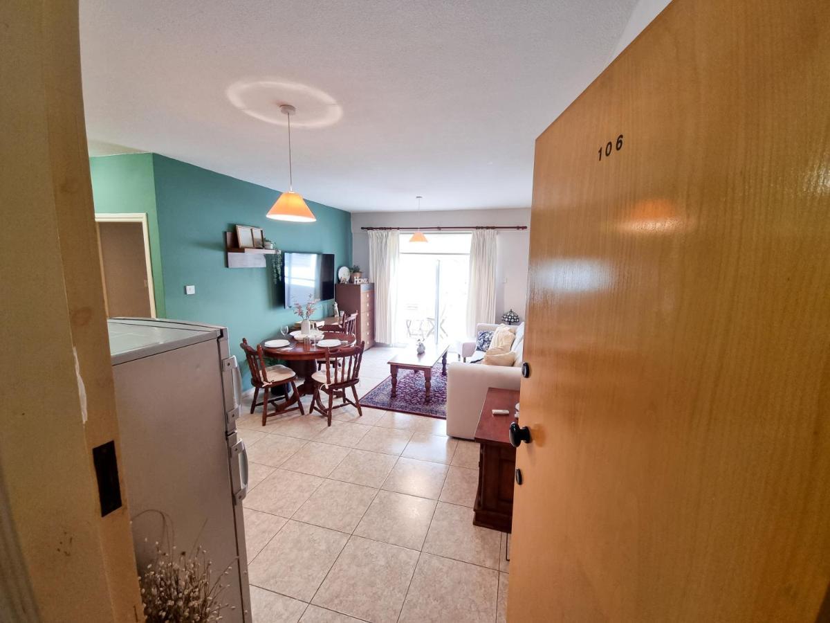 Dock Holiday Apartment ลาร์นาคา ภายนอก รูปภาพ