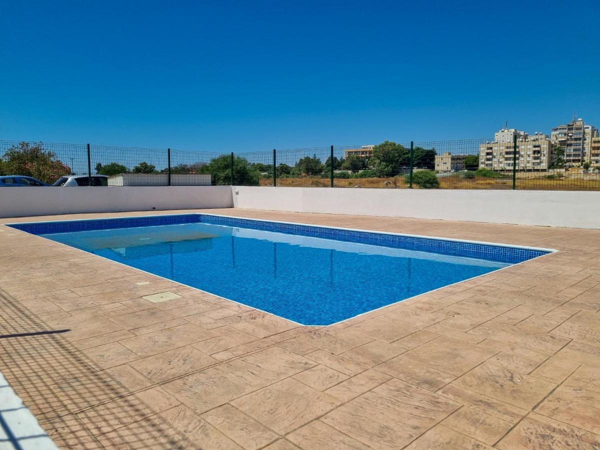 Dock Holiday Apartment ลาร์นาคา ภายนอก รูปภาพ